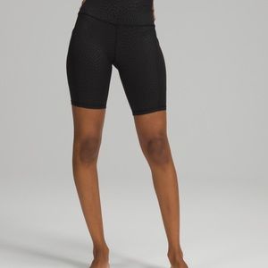 lululemon align shorts 8” w/ pockets
